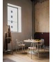 Silla Tube con brazos, Aluminio Blanco y Roble