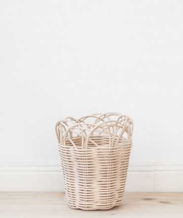 Set rattan basket