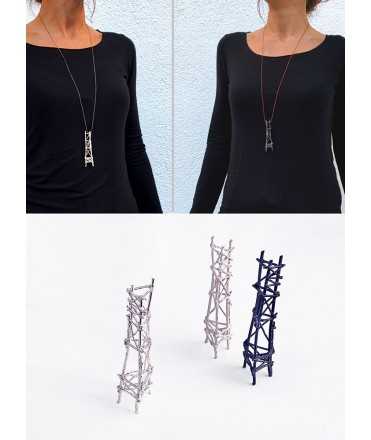 STRUCTURE.Colgante de plata