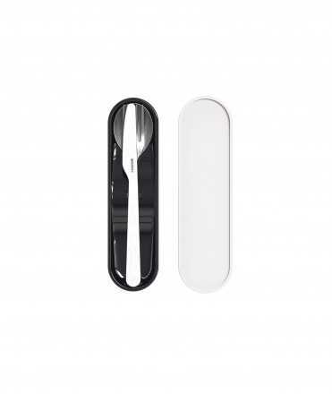Travel cutlery with white case