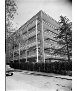 F. Català-Roca. Edificio de vivendas Ceisa, Barcelona (1952-1954)