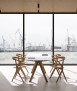 Mesa Table B 90, patas de madera