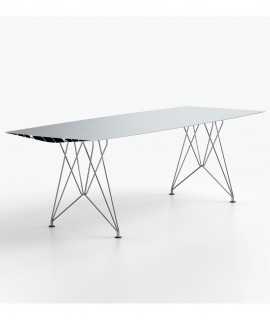 Table B 90, metal legs
