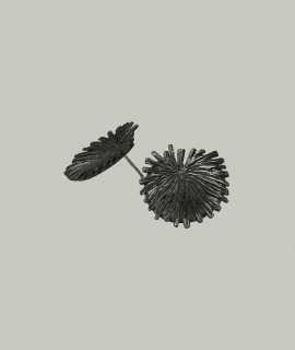 Margallons earrings, large. Oxide