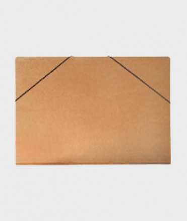 Carpeta amb gomes, color kraft. Mida foli
