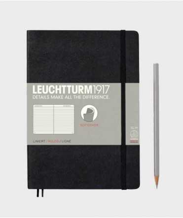 Llibreta Medium A5. Tapa tova negre. Acabat línies