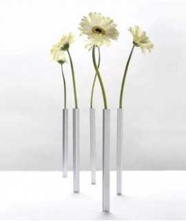 Ethical MAGN Vase, Silver