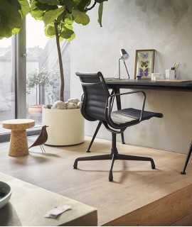 Cadira Aluminium Chair EA108 