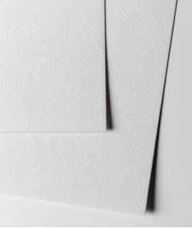 Papel para acuarela, 300 g. Medida: 50x70 cm.