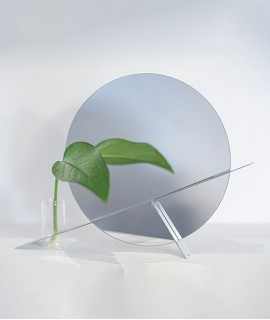 Seku Mirror and Vase Door Set
