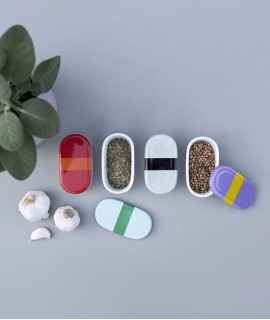 Porcelain box, 4 u.