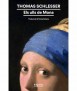 Mona's eyes