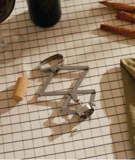 Corkscrew Socrates