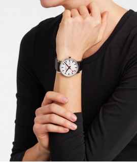 Mondaine SBB Evo2 watch, 40 mm.