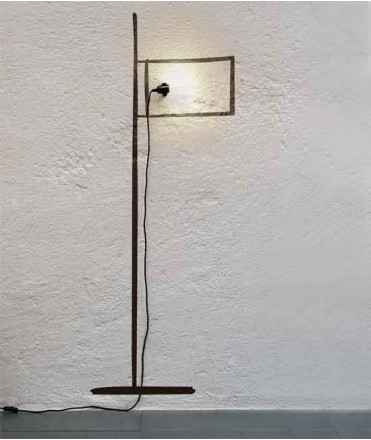 Llum de paret Low-cost, de peu