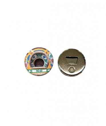 Fridge magnet can opener, Locker