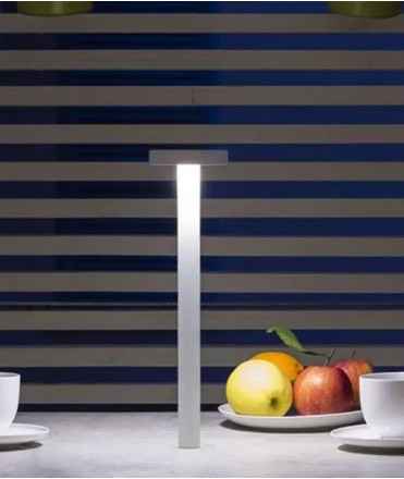 TeTaTeT table lamp, white