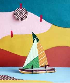 Cardboard sailboat Classic Cool