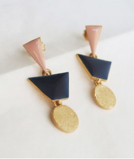 Pendientes rosa y azul, Somni