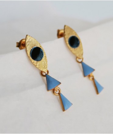 Arracades Fus i triangles blaus, Somni
