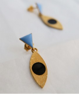 Arracades Fus i Triangle blau, Somni