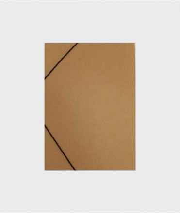 Carpeta reciclada con solapas, medida folio
