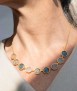 Gargantilla dorada Gaudí Jewelry azules