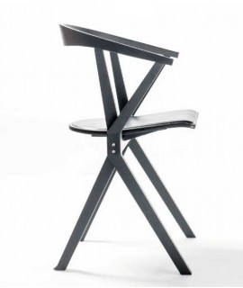 Silla B, negro