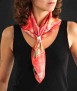 Foulard estampado, carne