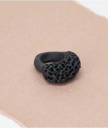Anillo Coral Negro