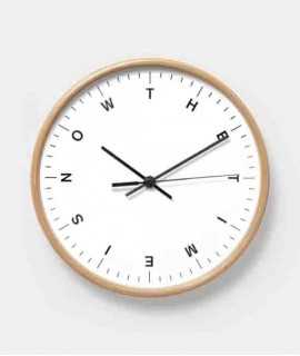 Reloj de pared The time is now