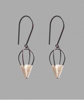 Pendientes Candela C, oxidada y trenzada