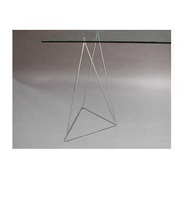 Cavallet, acabat cromat. Mides: 36x60x73 cm
