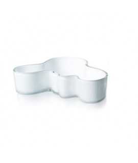 Centerpiece. Dimensions: 5 x 19.5 cm. White